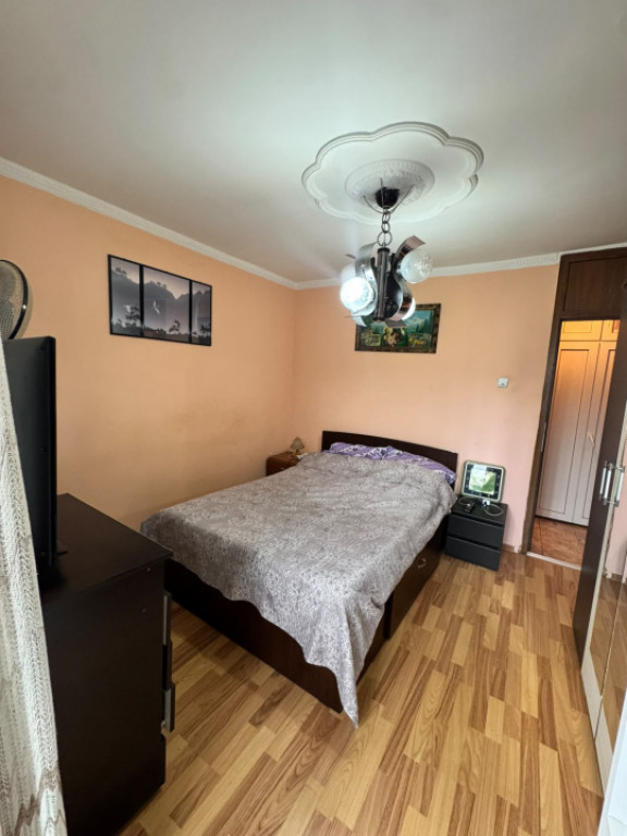 De vanzare: 2 camere decomandate, 48 mp utili, 2 balcoane