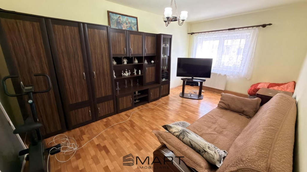 Apartament 3 camere decomandate et. 3/4 Mihai Viteazul