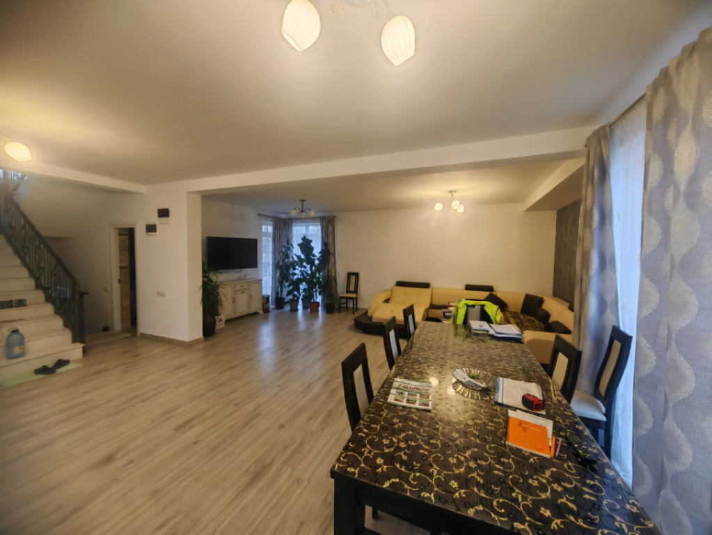 Casa individuala cu 5 camere, in Chinteni| Cluj