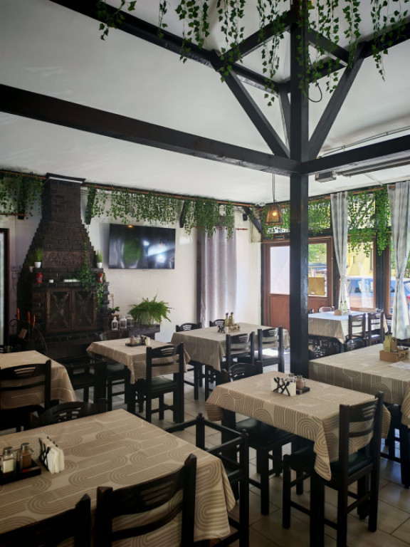 RESTAURANT & SALĂ DE EVENIMENTE – OPORTUNITATE DE INVES