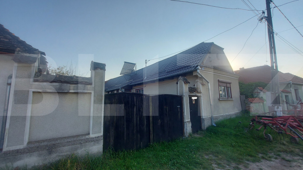 Casa buna cu teren 1782 mp in Belin