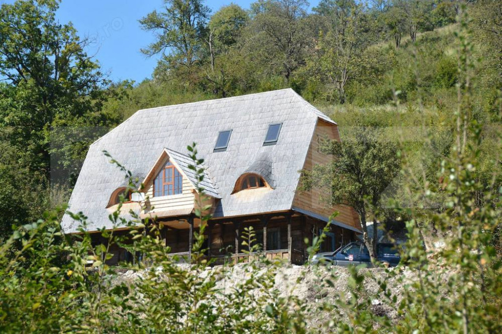 Casa de vacanta zona superba