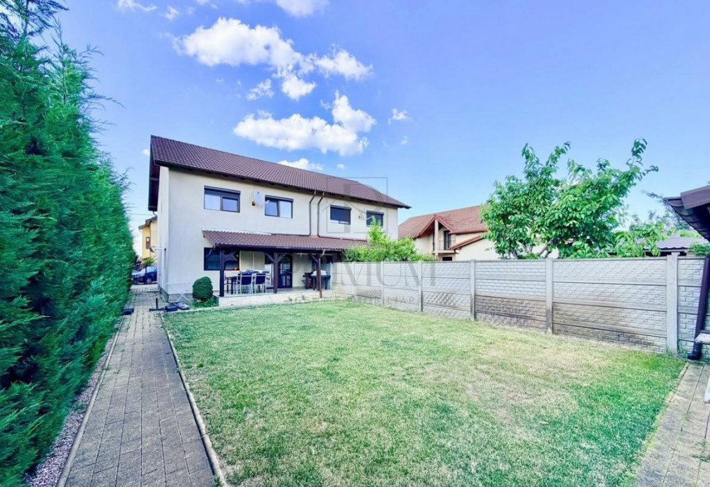 Duplex - Asfalt - Zona excelenta -Toate utilitatile