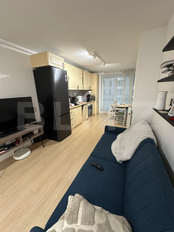 Apartament 2 camere la casă cu curte comună și parcare, G