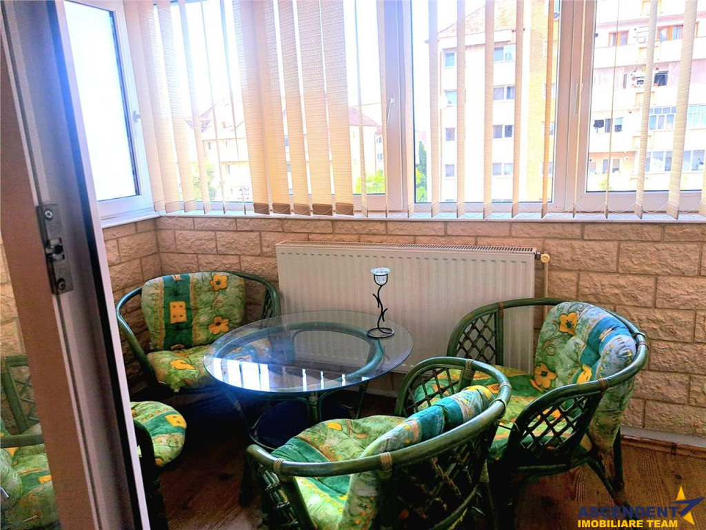 Apartament generos 3 camere de inchiriat, in zona apreciabil