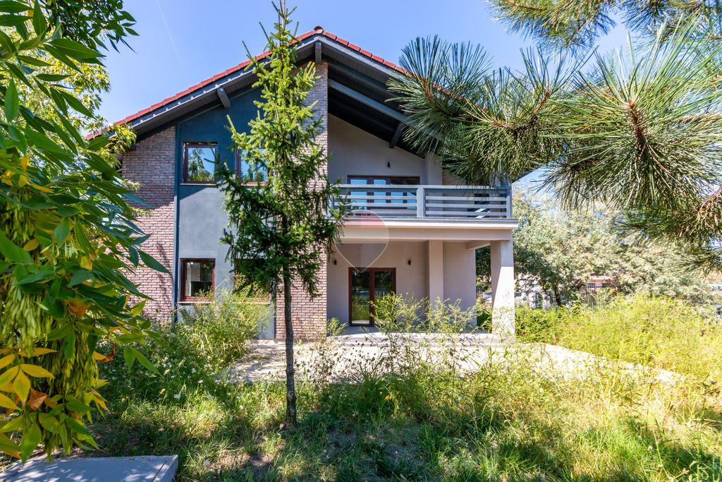 Vila de vanzare I 171 mp utili, teren 563 ICorbeanca I La...