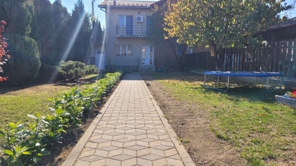 Duplex cu 4 camere, 92 MP, zona Urusagului, Floresti