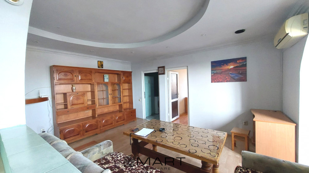 Apartament 3 camere decomandate zona Terezian
