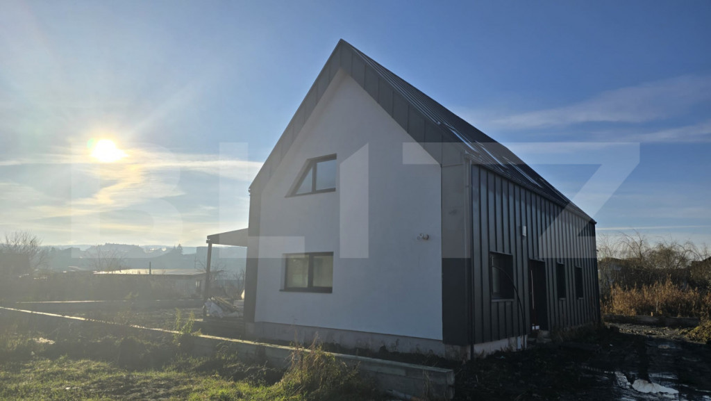 Casa premium stil scandinav de vanzare in Sangiorgiu de Mure