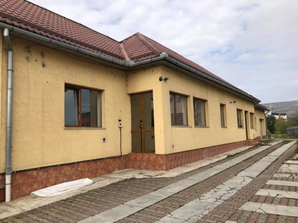 Casa individuala 5 camere, 200mp | Zona Avram Iancu | Flores