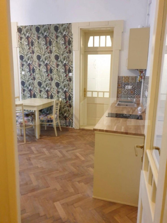 Apartament 2 camere de închiriat ultracentral în Târgu Mu