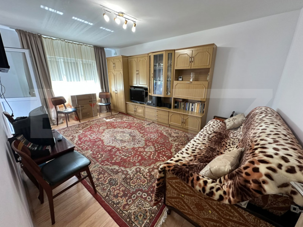 Apartament 2 camere , 52 mp, zona Pelendava