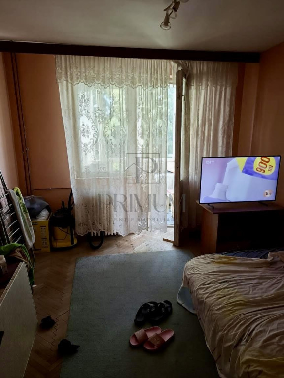 Circumvalatiunii, apartament 2 camere, decomandat, etaj 3