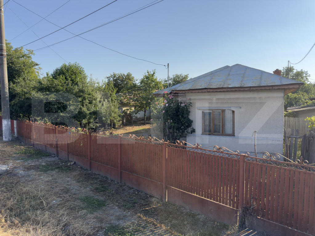 Casa Individuala 5 Camere si Teren Generos – Romanesti