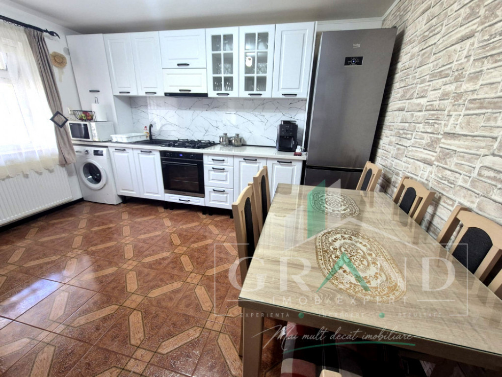 Ap 3 CAMERE | 2 BALCOANE INCHISE | 2 LOCURI DE PARCARE | Iri
