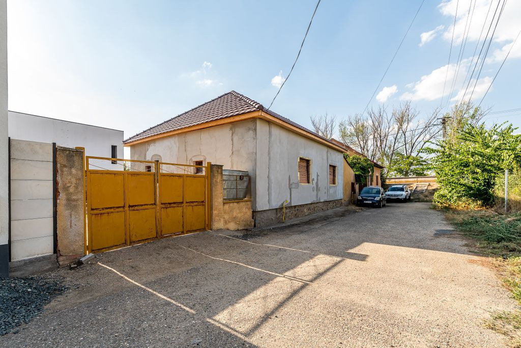 Casă individuală în Aradul Nou zona Tabacovici, aproap...