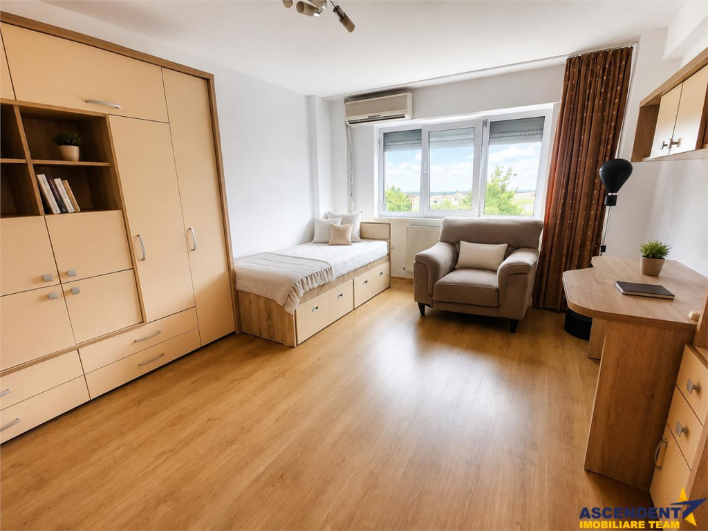 Apartament 3 camere decomandat, mobilat si utilat, Strada To
