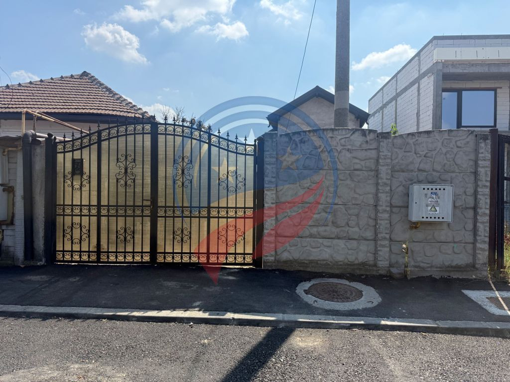 Casă de vânzare în Craiova – Strada Poligonului, ter...