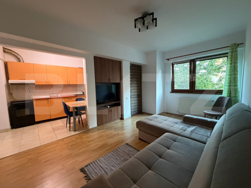 Apartament 2 camere, modern, parcare, A.C, zona: semicentral