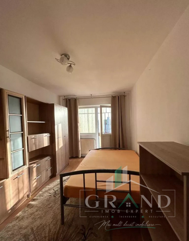 Apartament cu 2 camere in zona Semicentrala