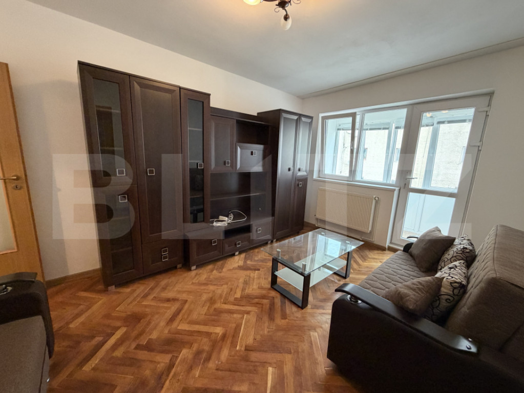 Apartament 3 camere decomandat, 70 mp, zona Nicolae Balcescu