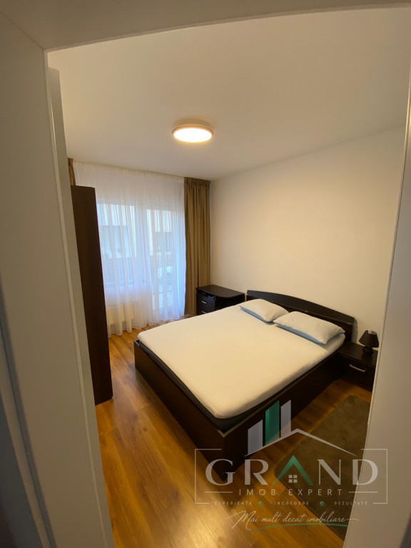 Apartament 3 camere de vanzare , Sesul de Sus, Floresti.