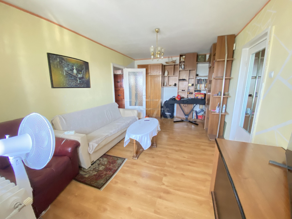 4 camere-centrala proprie-82,52 mp- Etaj internediar-Mărgea