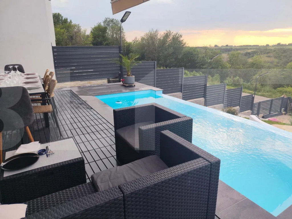 Casă Individuală Premium | Piscină | Teren 505 mp | Slati