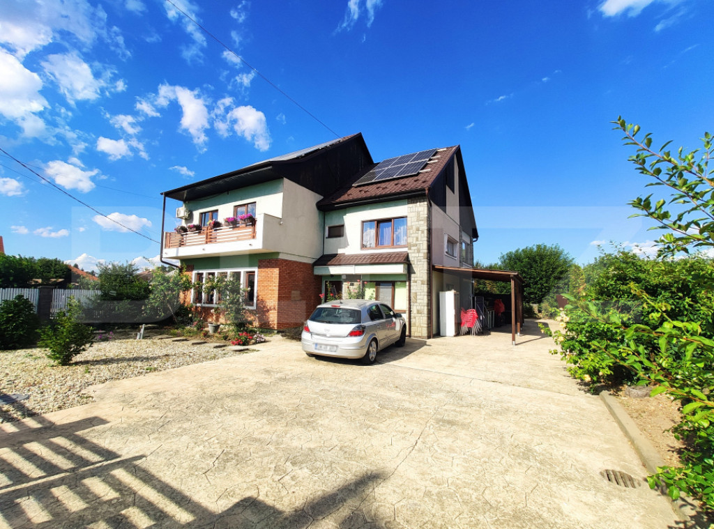 Casa cu 7 camere si curte generoasa de inchiriat in Dorolt