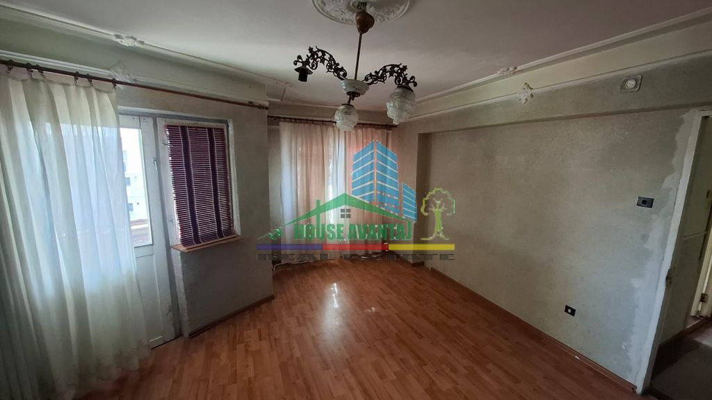 Apartament 3 camere Ultracentral -zona Casa Pensiilor –...
