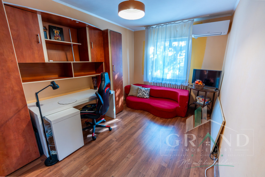 Apartament 3 Camere | 64 MP | Garaj | Boxa | Manastur/Grigor