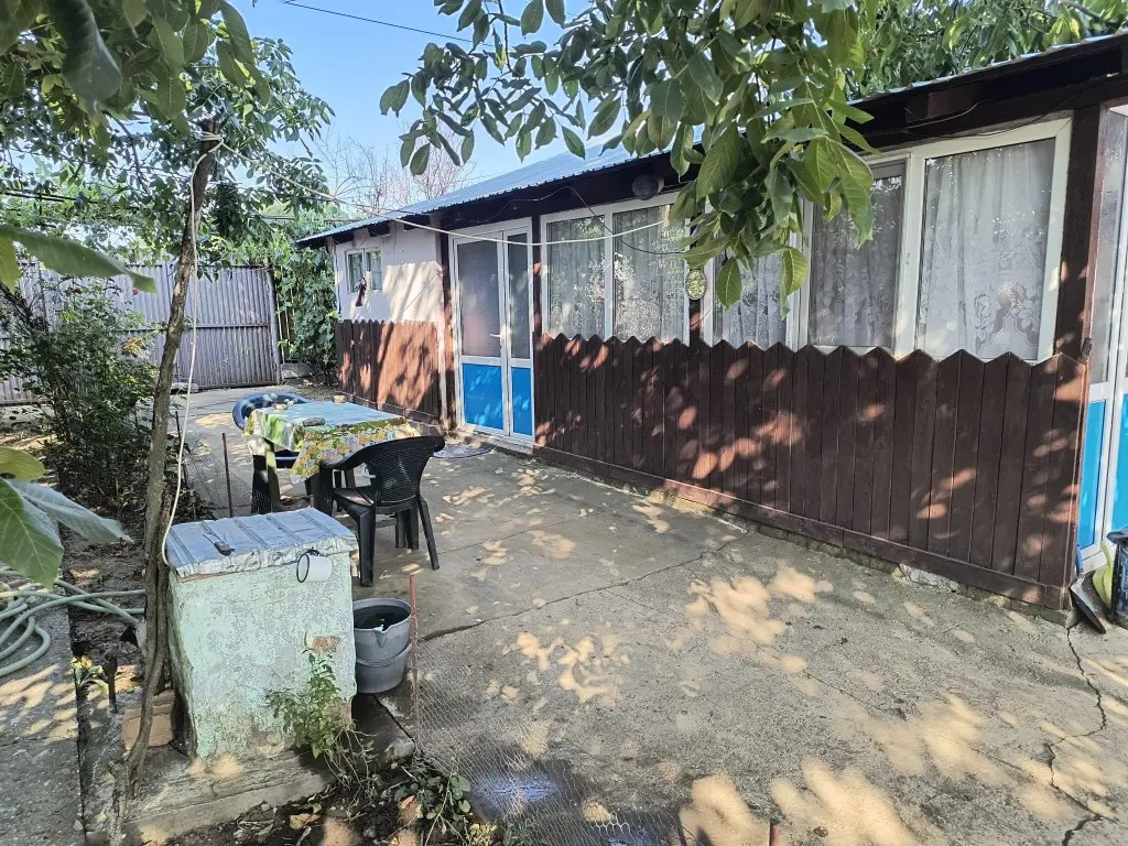 Casa si teren 1550mp Radovan (25 km de Craiova)