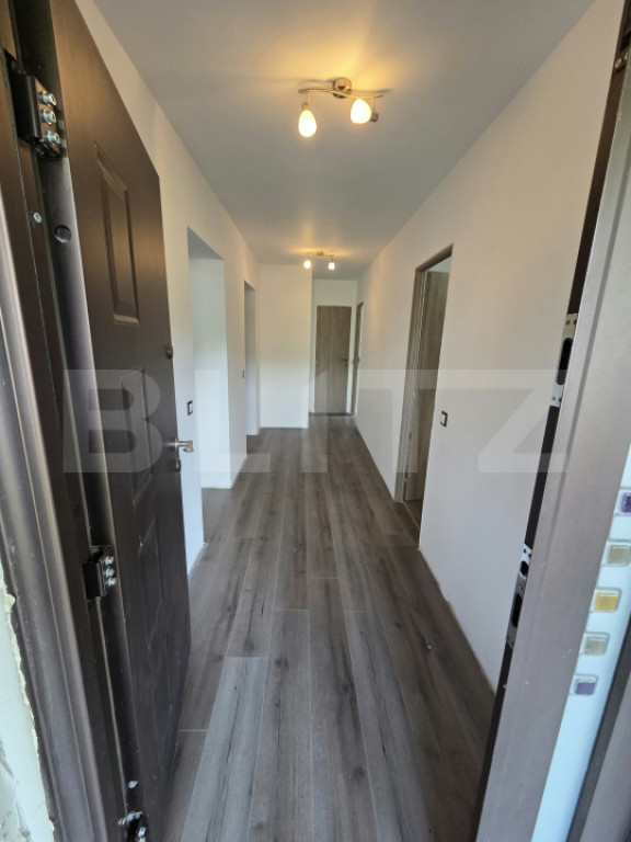 Casă finisată de vânzare P+M, 150 mp, teren 21 Ari, zona