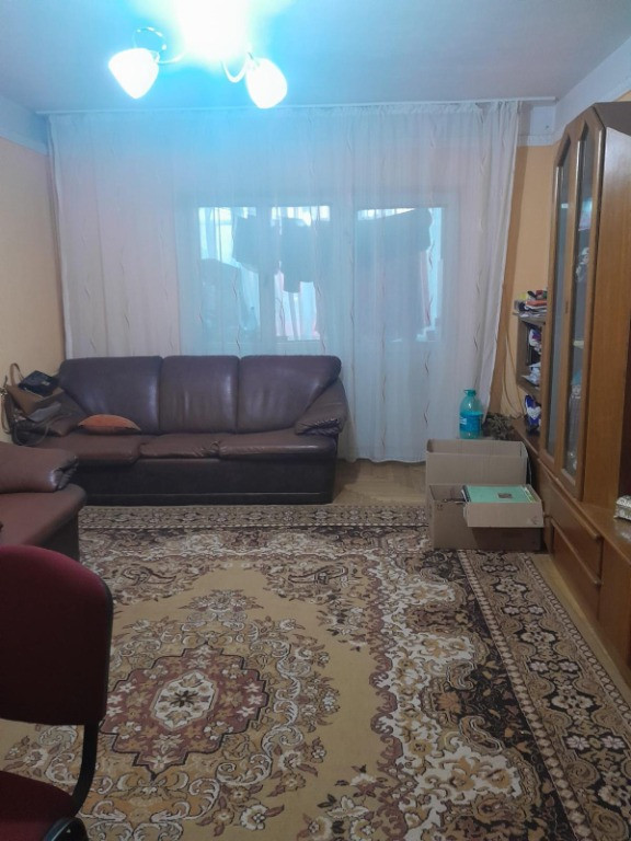 Apartament cu 3 camere Calea Nationala – Sf. Ilie