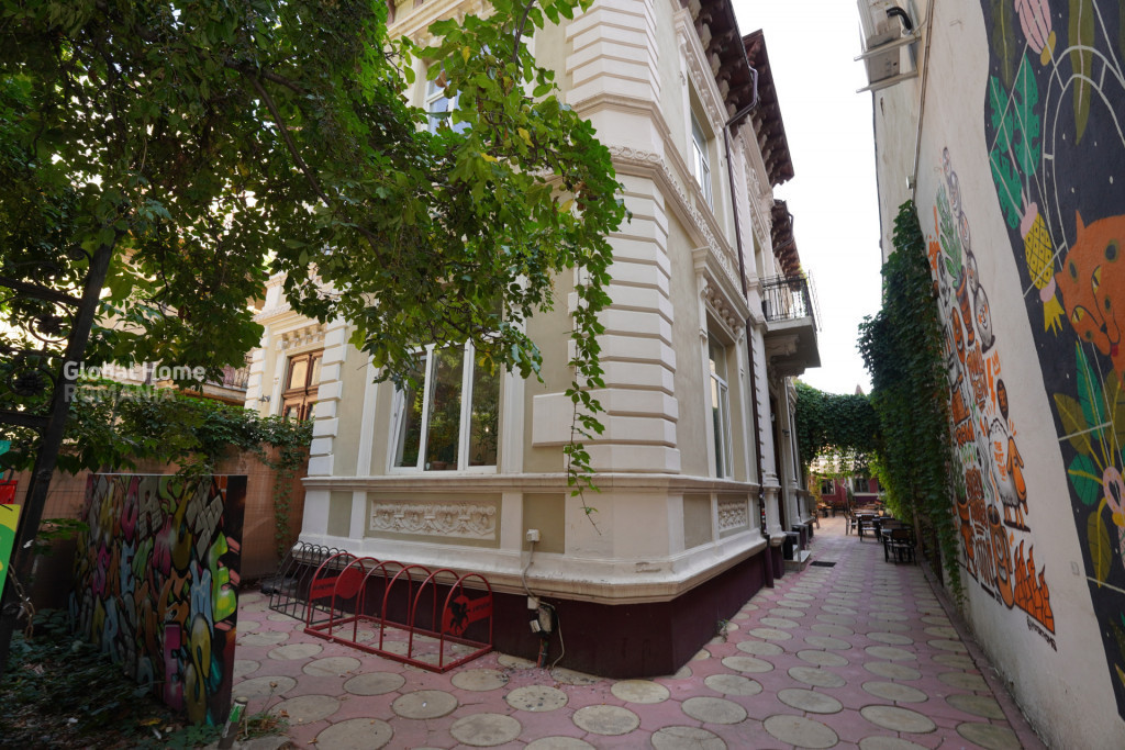 Vilă 1940 | 11 Camere | Curte | Romana | Ultracentral