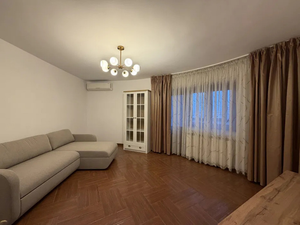 Apartament 2 camere, 46 mp, zona Malu Rosu