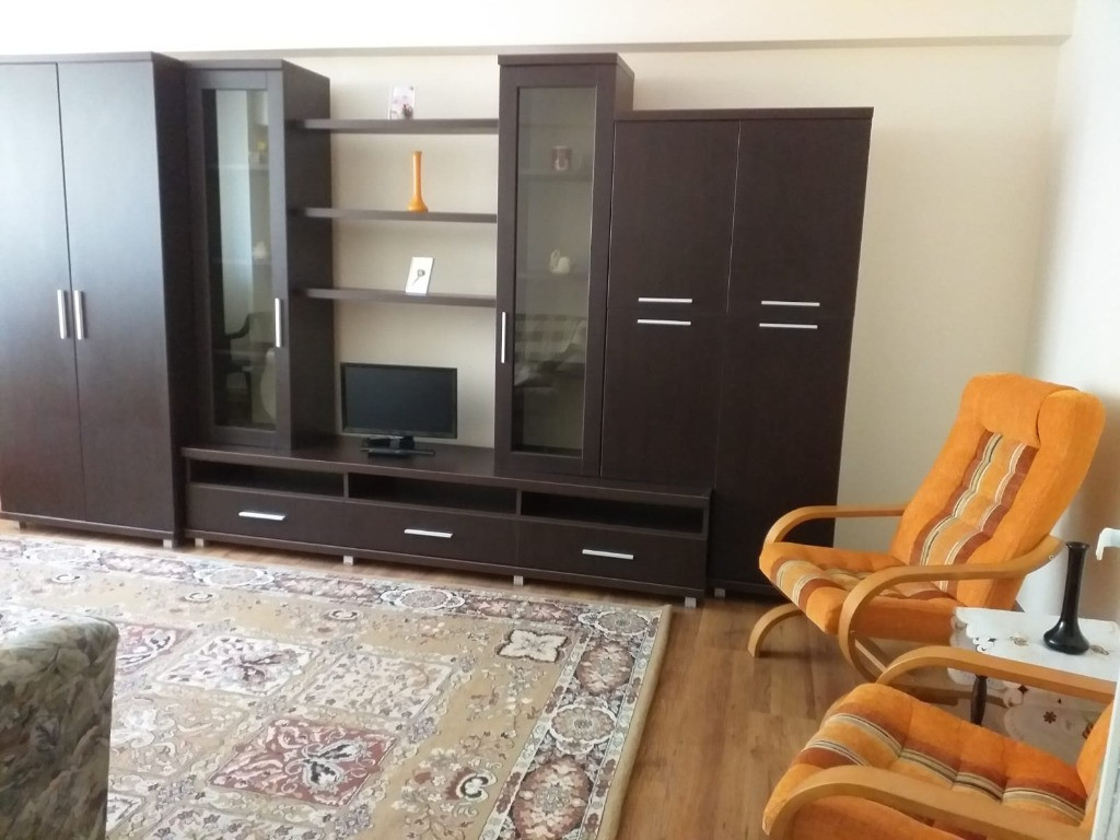 Apartament cu 2 camere zona Piata Mare-BRD