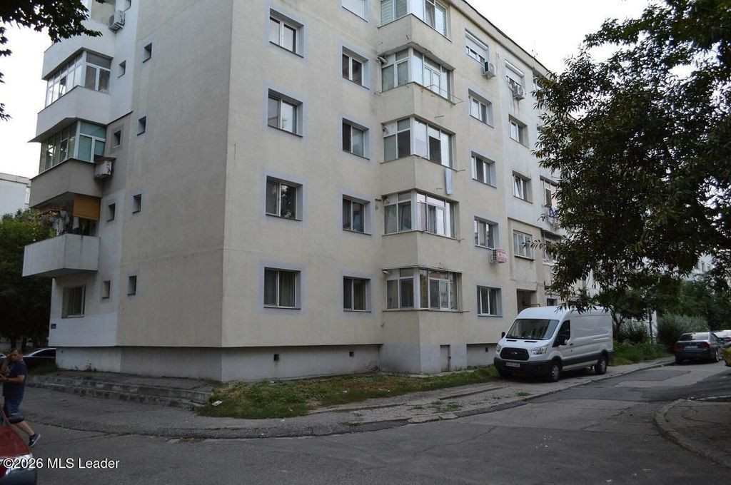 Popa Sapca - Apartament 3 Camere, Etaj 1, 68 Mp