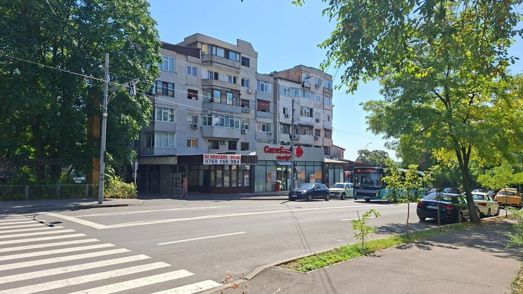 De inchiriat apartament cu o camera, etaj 1, Faleza, 285 ...