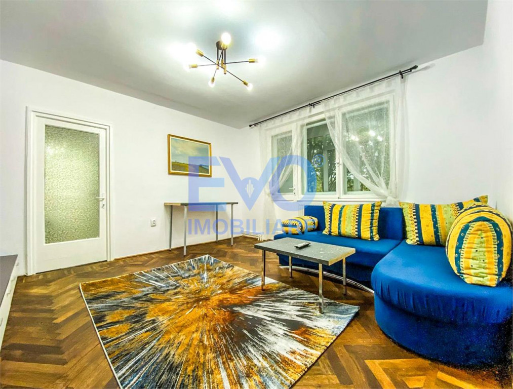 Apartament cu 3 camere de inchiriat, centrala termica, zona