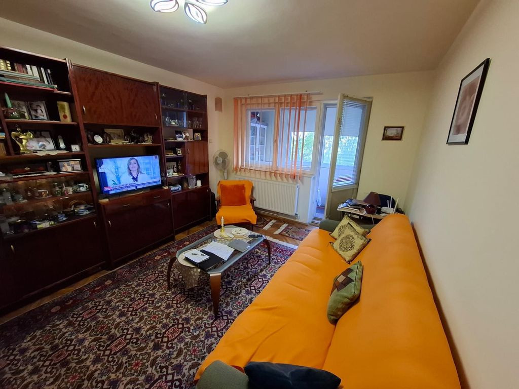 Casa deosebita in Valu lui Traian aproape de soseaua nati...