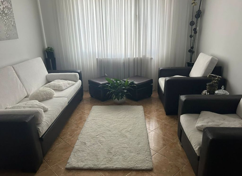 Metrou Dristor 3 camere decomandat mobilat si utilat