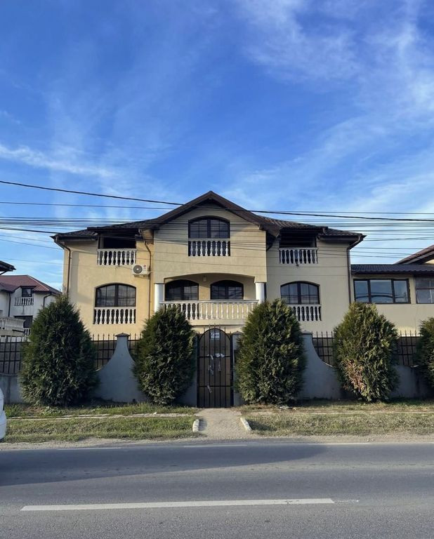 Corbeanca - Petresti Stradal Casa P+E1+M sup. 398 mp pt c...