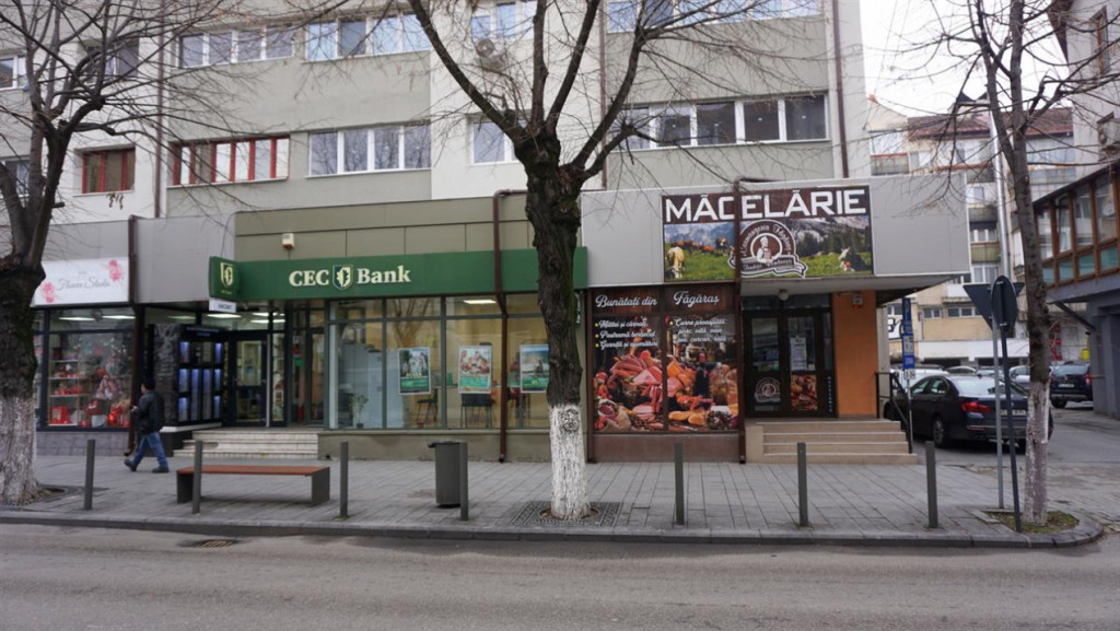 DE INCHIRIAT - SPATIU COMERCIAL CENTRAL 85 MP