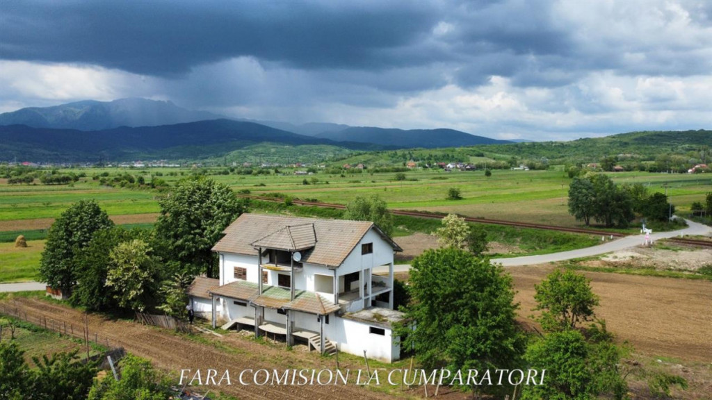 CALIMANESTI - JIBLEA NOUA CONSTRUCTIE 493 MP TEREN 4324 MP