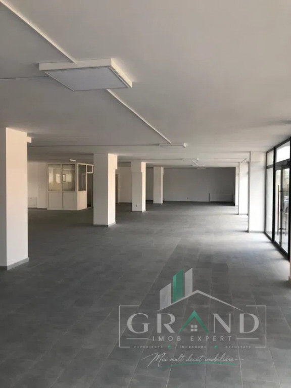 Spațiu Comercial de închiriat | 612 mp+Terasă | 10 Parcă