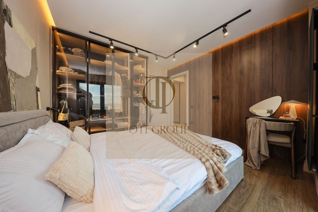 2 camere la cheie | Mobilat & utilat complet | Vedere pan...
