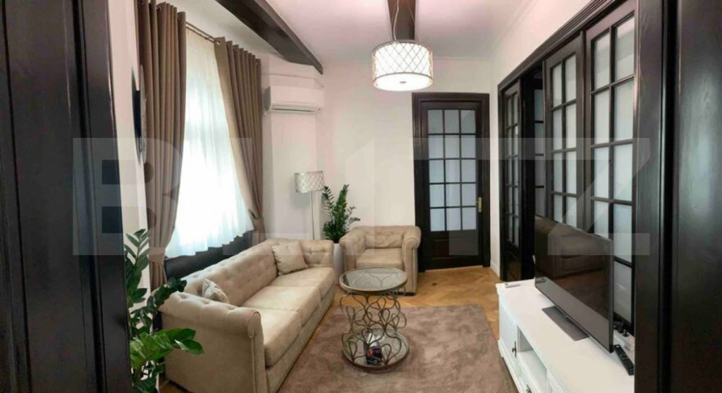 Apartament de inchiriat, 2 camere, 60 mp, zona Rovine