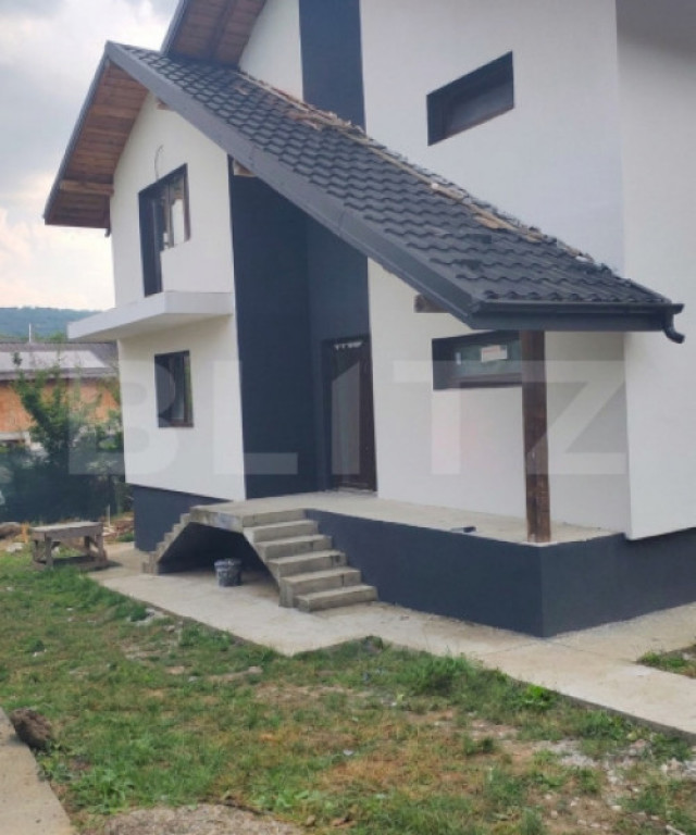 Casa individuala 162 mp utili, 440 mp teren, Barnova