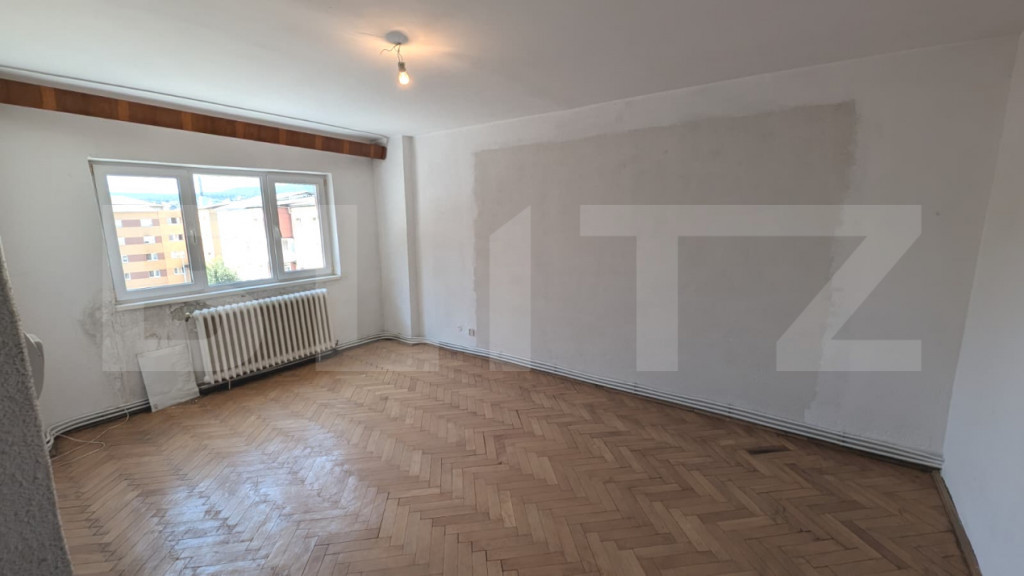 Apartament 3 camere , 67mp , zona Mercur Cetate